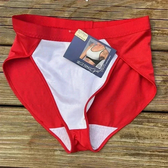 Vintage Lilly of London Deadstock bra set - Picture 2 of 4